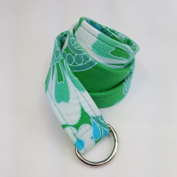 ADORABLE OLIVER GREEN D-ring belt. - Picture 2 of 3